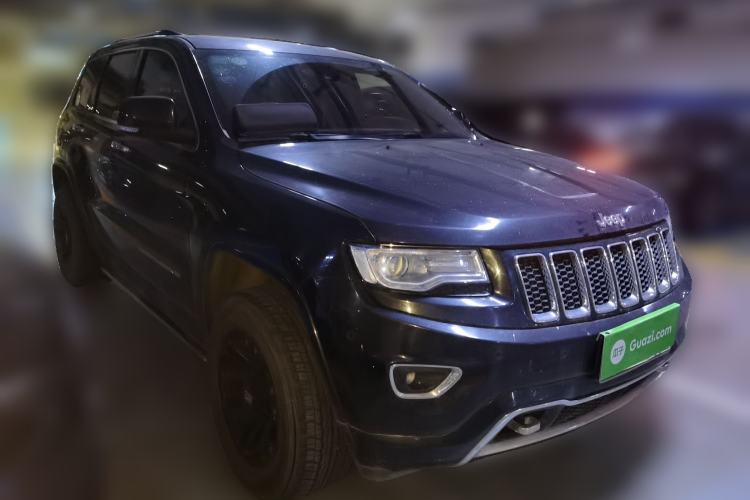 Used Jeep Grand Cherokee 2014 3.6L Elite Navigation Edition Front Right 45 Deg