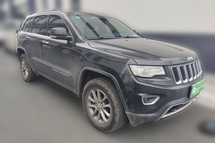 Used Jeep Grand Cherokee 2014 3.6L Elite Navigation Edition Front Right 45 Deg