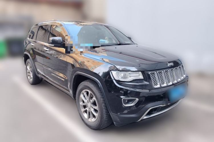 Used Jeep Grand Cherokee 2014 3.6L Elite Navigation Edition Front Right 45 Deg