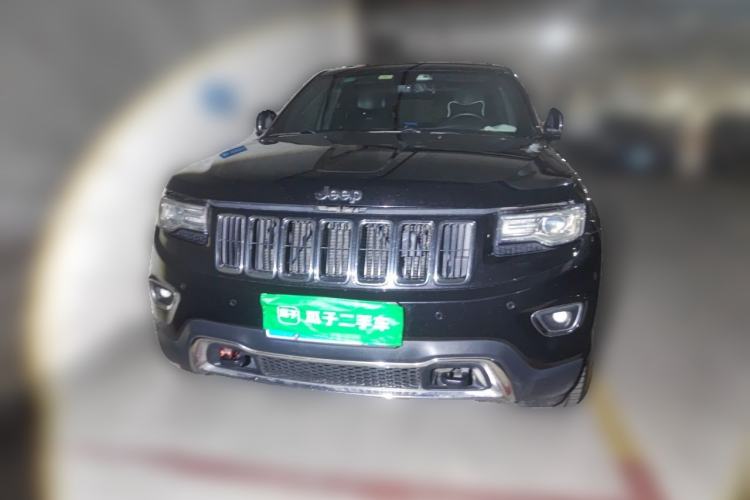 Used Jeep Grand Cherokee 2014 3.0L Comfort Navigation Edition Front