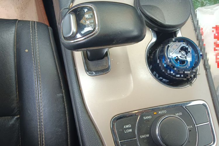 Used Jeep Grand Cherokee 2014 3.0L Comfort Navigation Edition Gear Lever