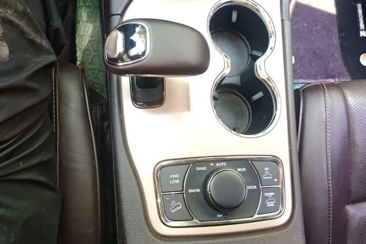 Used Jeep Grand Cherokee 2014 3.0L Flagship Zunyue Edition Gear Lever