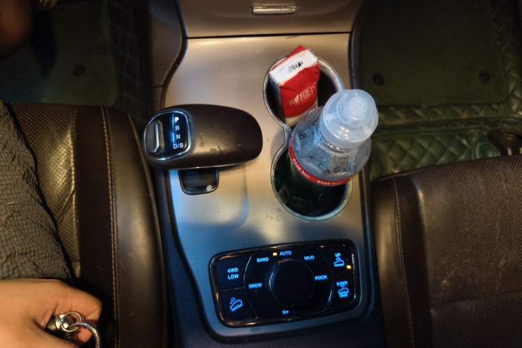 Used Jeep Grand Cherokee 2014 3.0L Flagship Zunyue Edition Gear Lever