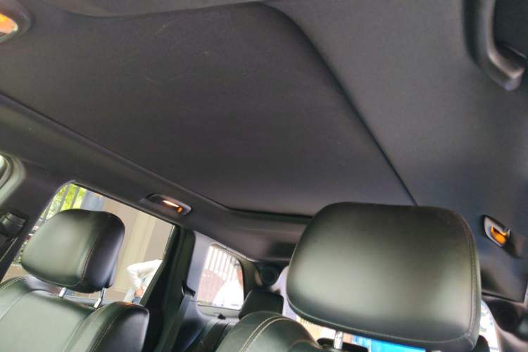 Used Jeep Grand Cherokee 2014 3.0L Comfort Navigation Edition Headliner
