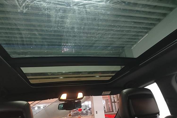 Used Jeep Grand Cherokee 2014 3.0L Comfort Navigation Edition Headliner