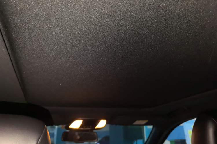 Used Jeep Grand Cherokee 2014 3.6L Elite Navigation Edition Headliner