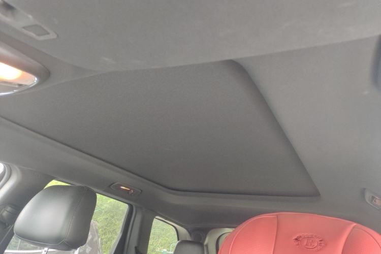 Used Jeep Grand Cherokee 2014 3.6L Elite Navigation Edition Headliner