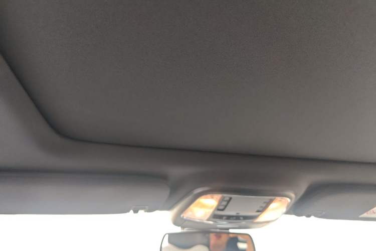 Used Jeep Grand Cherokee 2014 3.0L Comfort Navigation Edition Headliner