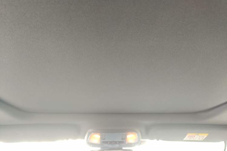 Used Jeep Grand Cherokee 2014 3.0TD Diesel Comfort Navigation Version Headliner