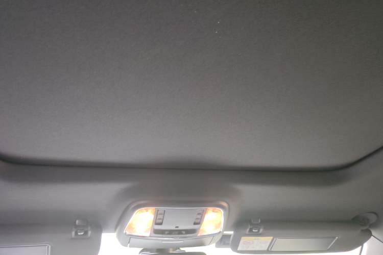 Used Jeep Grand Cherokee 2014 3.0L Comfort Navigation Edition Headliner