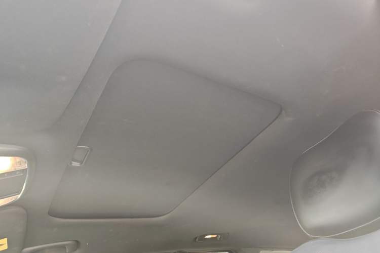 Used Jeep Grand Cherokee 2014 3.6L Comfort Navigation Edition Headliner