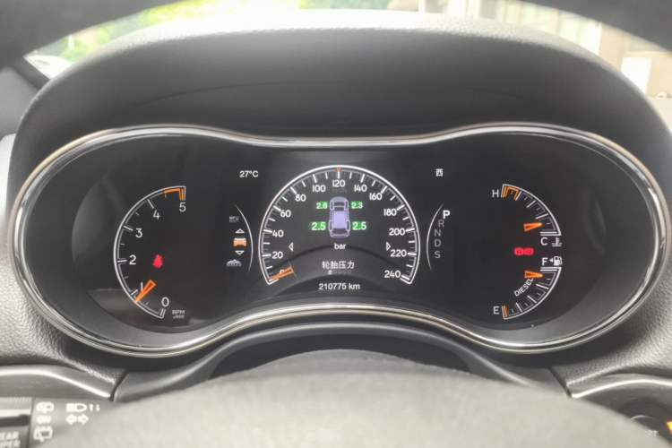 Used Jeep Grand Cherokee 2014 3.0TD Diesel Comfort Navigation Version Instrument Cluster