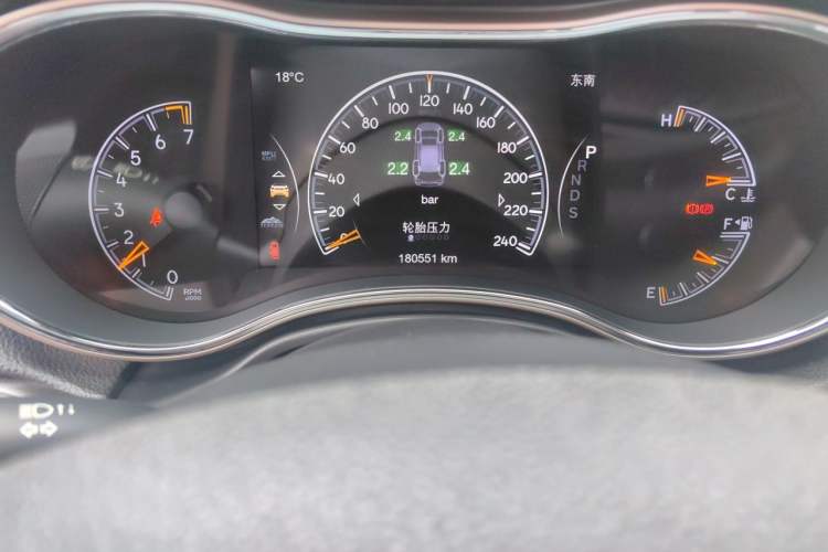 Used Jeep Grand Cherokee 2014 3.0L Comfort Navigation Edition Instrument Cluster