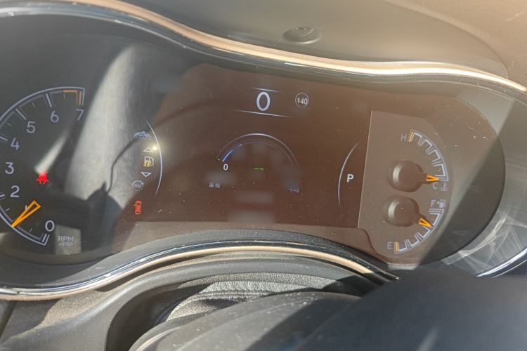 Used Jeep Grand Cherokee 2014 3.0L Comfort Navigation Edition Instrument Cluster