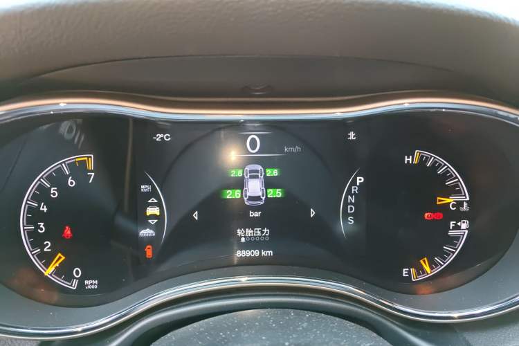 Used Jeep Grand Cherokee 2014 3.0L Comfort Navigation Edition Instrument Cluster