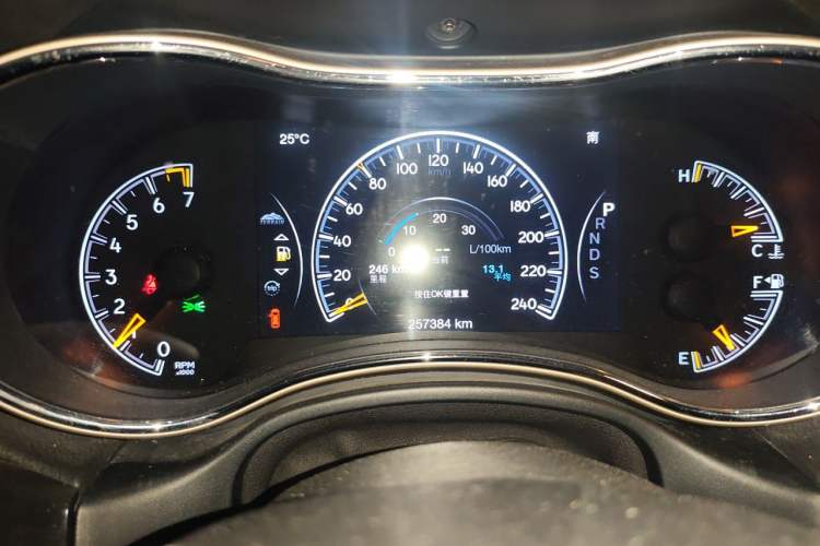 Used Jeep Grand Cherokee 2014 3.0L Comfort Navigation Edition Instrument Cluster