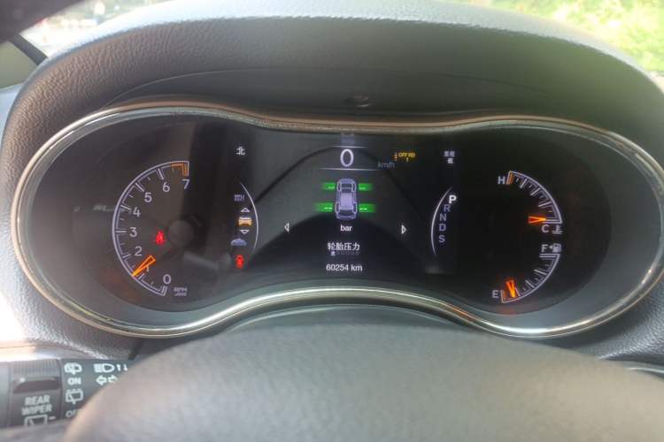 Used Jeep Grand Cherokee 2014 3.6L Elite Navigation Edition Instrument Cluster