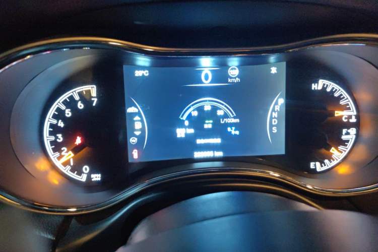 Used Jeep Grand Cherokee 2014 3.0L Comfort Navigation Edition Instrument Cluster