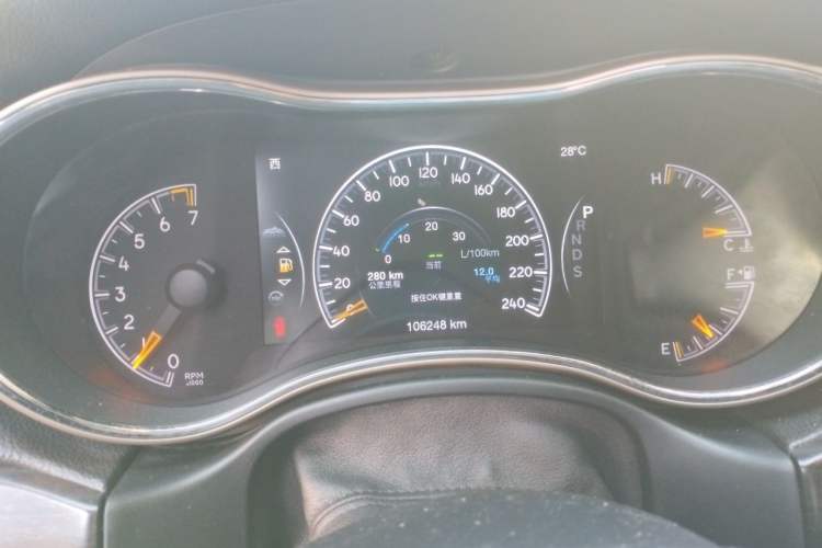 Used Jeep Grand Cherokee 2014 3.0L Comfort Navigation Edition Instrument Cluster