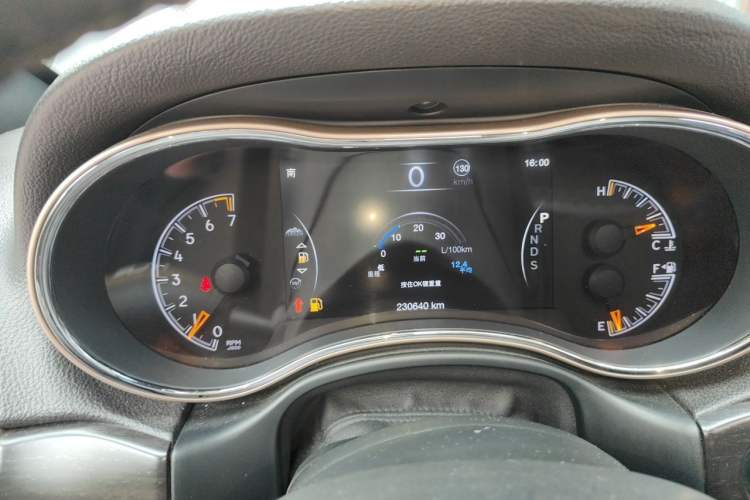 Used Jeep Grand Cherokee 2014 3.6L Elite Navigation Edition Instrument Cluster