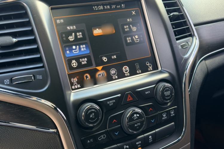 Used Jeep Grand Cherokee 2014 3.6L Elite Navigation Edition Interior 5
