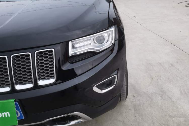 Used Jeep Grand Cherokee 2014 3.6L Elite Navigation Edition Left Front Headlight