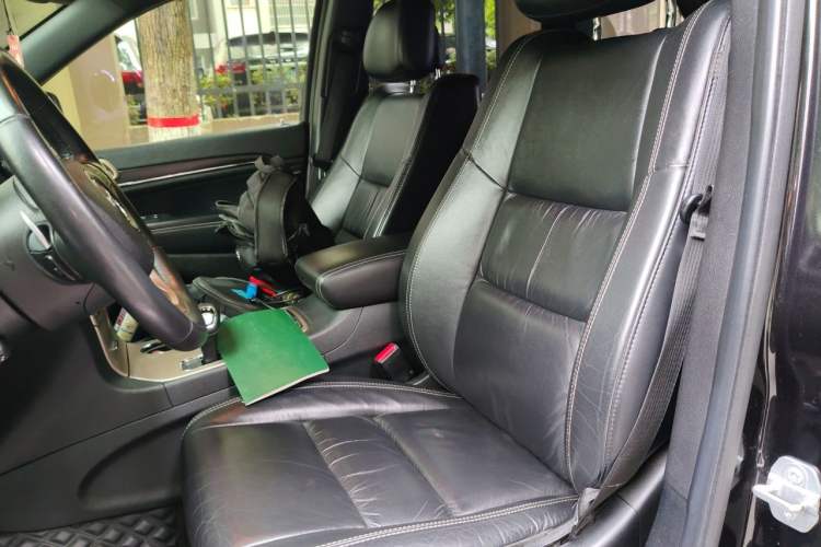 Used Jeep Grand Cherokee 2014 3.0L Comfort Navigation Edition Left Front Seat