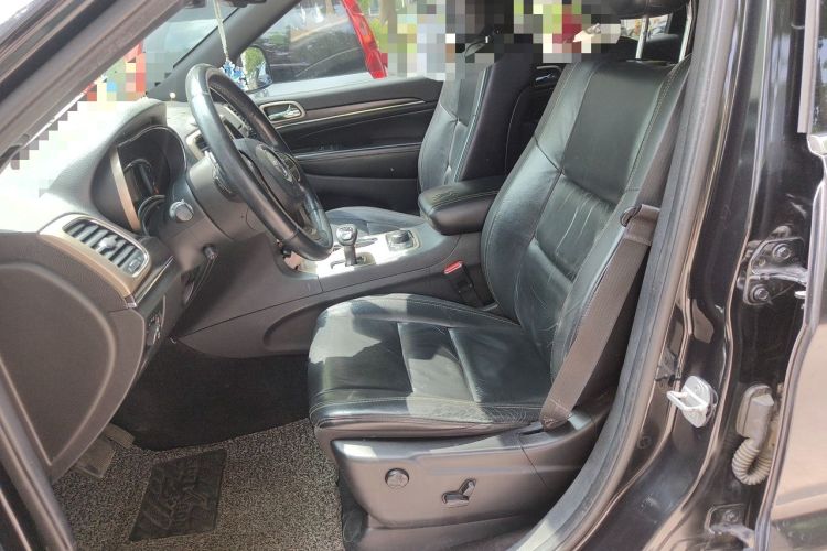 Used Jeep Grand Cherokee 2014 3.0L Comfort Navigation Edition Left Front Seat