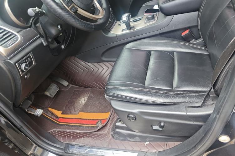 Used Jeep Grand Cherokee  Left Front Seat