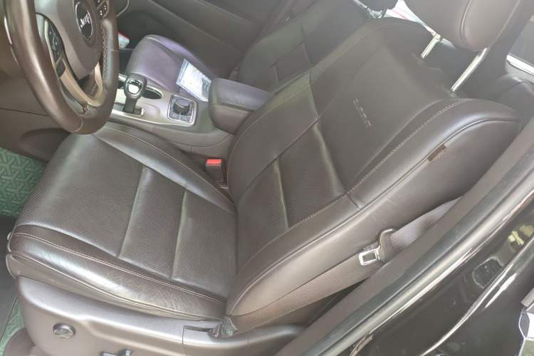 Used Jeep Grand Cherokee 2014 3.0L Flagship Zunyue Edition Left Front Seat