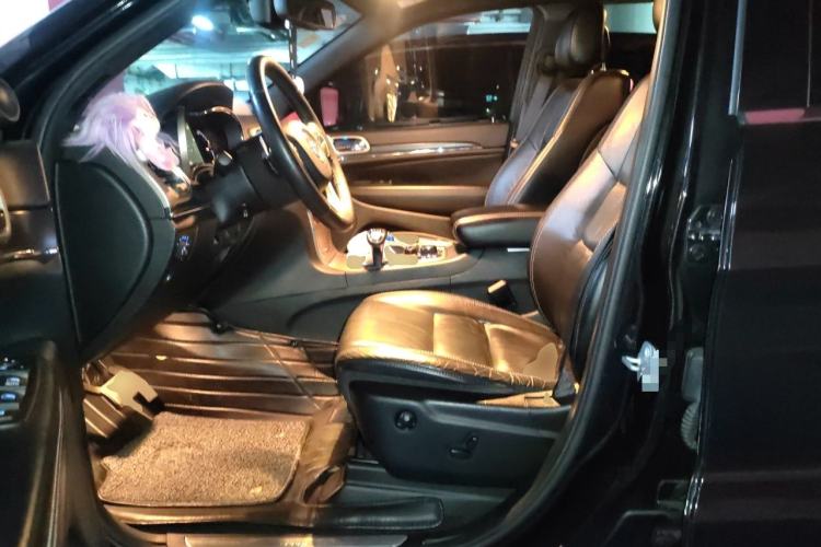 Used Jeep Grand Cherokee 2014 3.0L Comfort Navigation Edition Left Front Seat