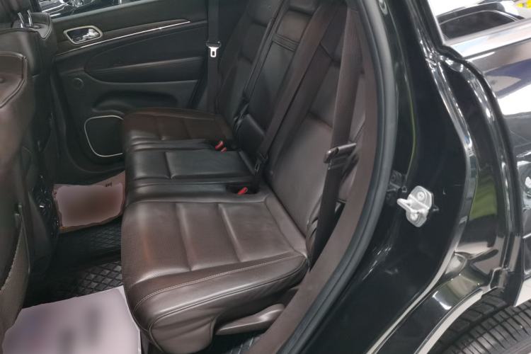 Used Jeep Grand Cherokee 2014 3.0L Flagship Zunyue Edition Left Rear Seat