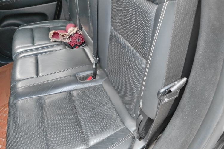 Used Jeep Grand Cherokee 2014 3.6L Elite Navigation Edition Left Rear Seat