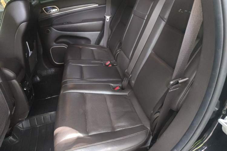 Used Jeep Grand Cherokee 2014 3.0L Flagship Zunyue Edition Left Rear Seat