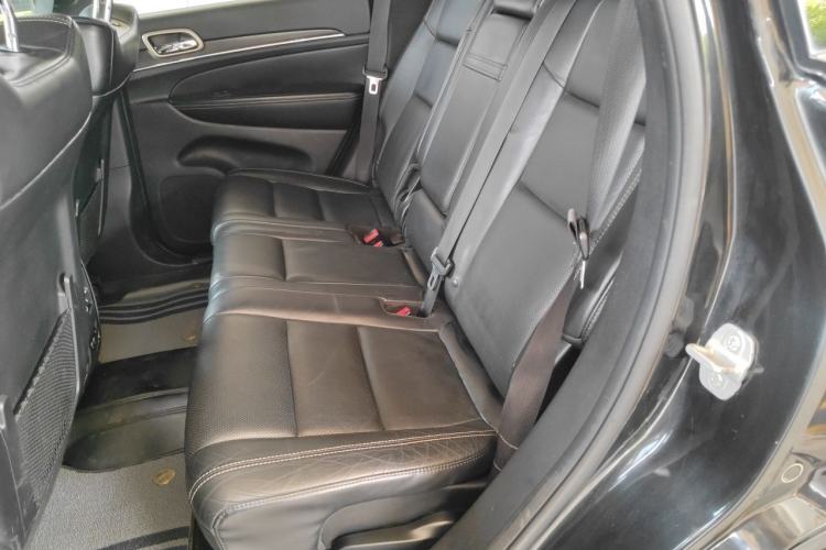 Used Jeep Grand Cherokee 2014 3.6L Elite Navigation Edition Left Rear Seat