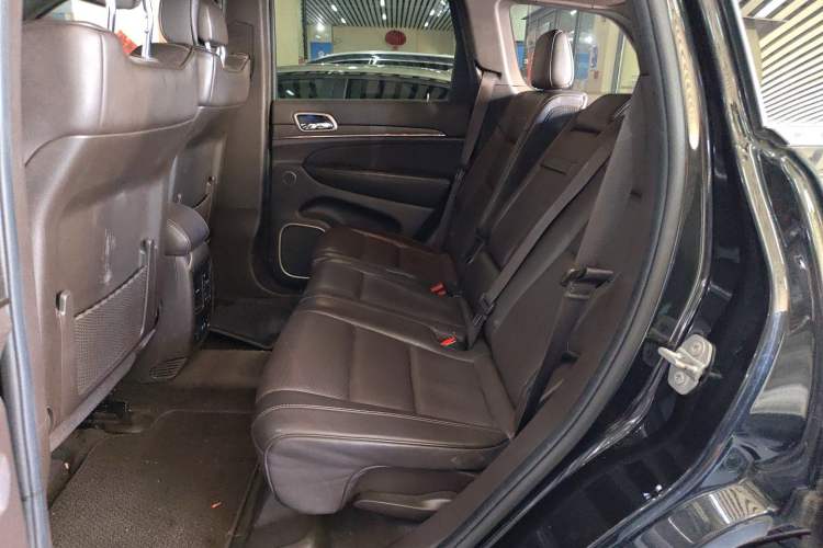 Used Jeep Grand Cherokee 2014 3.0L Flagship Zunyue Edition Left Rear Seat