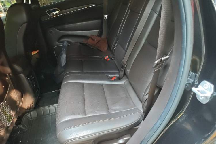 Used Jeep Grand Cherokee 2014 3.0L Flagship Zunyue Edition Left Rear Seat