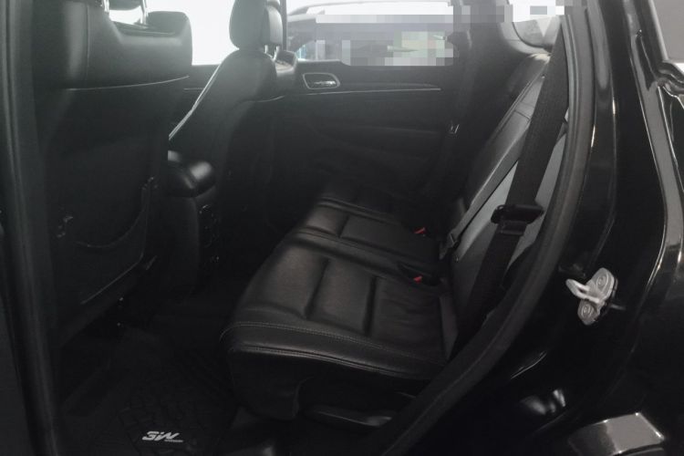 Used Jeep Grand Cherokee 2014 3.6L Elite Navigation Edition Left Rear Seat