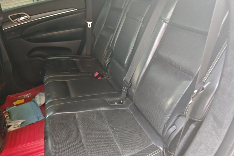 Used Jeep Grand Cherokee 2014 3.6L Elite Navigation Edition Left Rear Seat