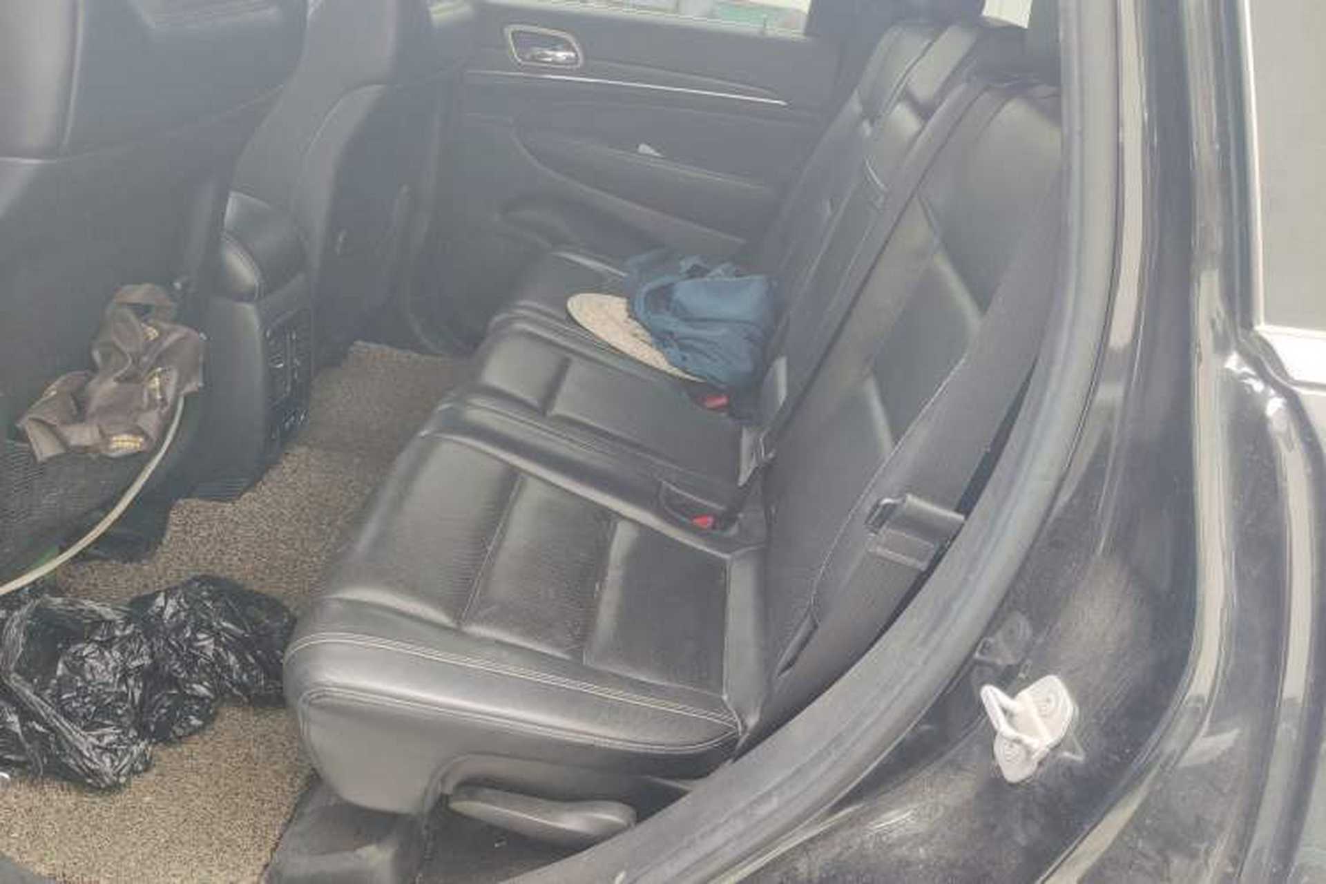 Used Jeep Grand Cherokee 2014 3.6L Elite Navigation Edition Left Rear Seat