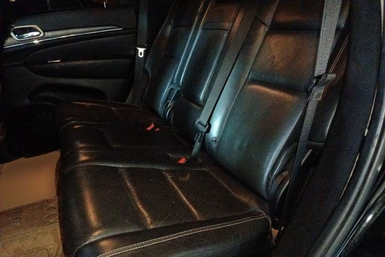 Used Jeep Grand Cherokee 2014 3.6L Elite Navigation Edition Left Rear Seat