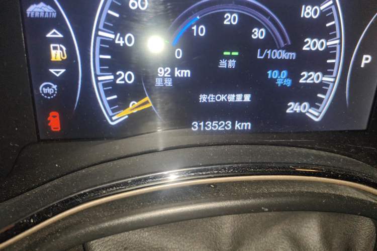 Used Jeep Grand Cherokee 2014 3.0L Comfort Navigation Edition Odometer Close Up
