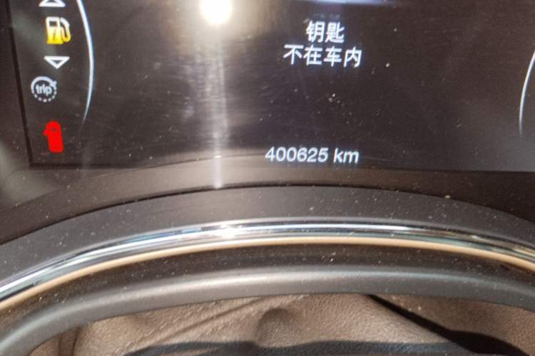 Used Jeep Grand Cherokee 2014 3.6L Elite Navigation Edition Odometer Close Up