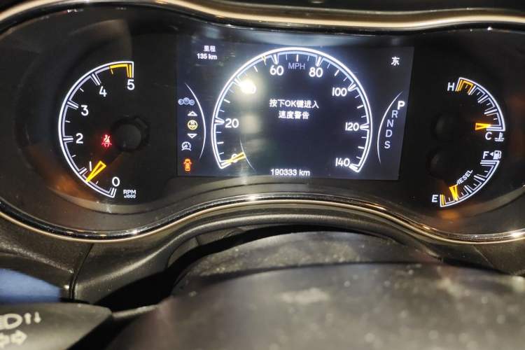 Used Jeep Grand Cherokee 2014 3.0TD Diesel Comfort Navigation Version Odometer Close Up