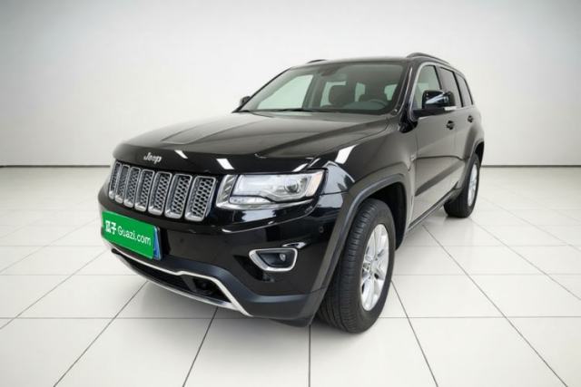Ojetý Jeep Grand Cherokee 2014 3.6L Elite Navigation Edition