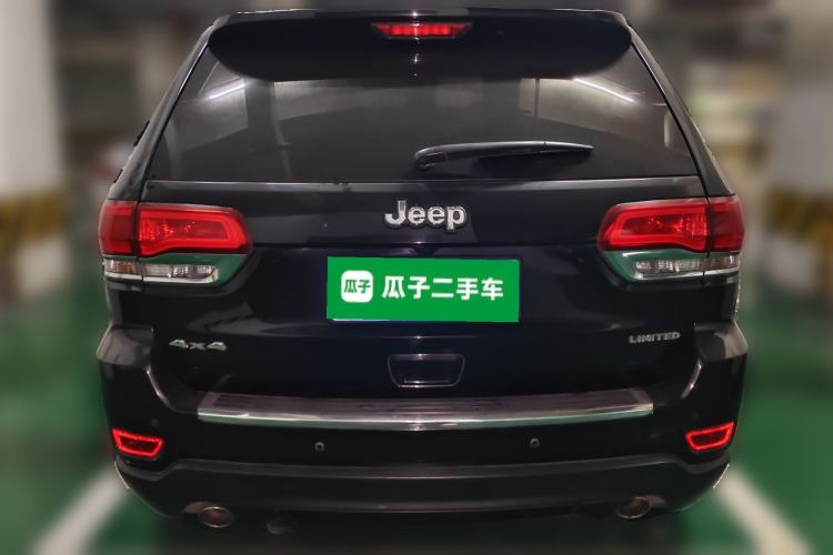 Used Jeep Grand Cherokee 2014 3.0L Comfort Navigation Edition Rear