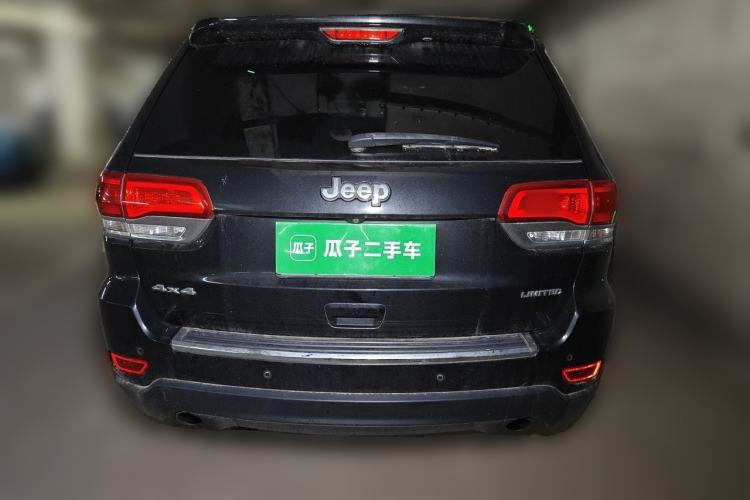 Used Jeep Grand Cherokee 2014 3.0L Comfort Navigation Edition Rear