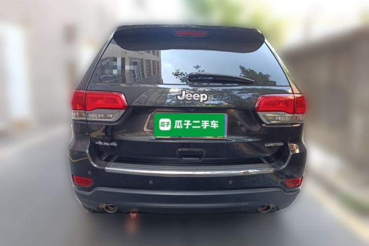 Used Jeep Grand Cherokee  Rear