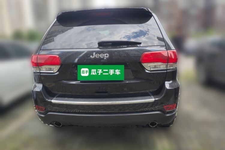 Used Jeep Grand Cherokee 2014 3.6L Elite Navigation Edition Rear