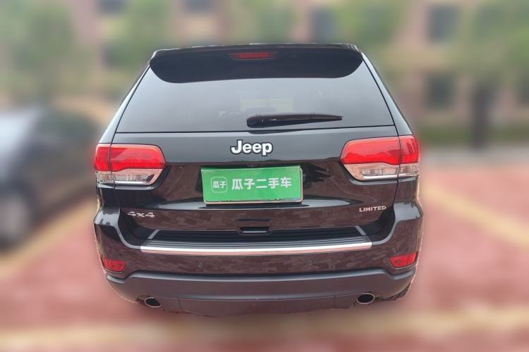 Used Jeep Grand Cherokee 2014 3.0L Comfort Navigation Edition Rear
